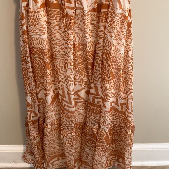 Lulus size medium Rust Orange and White Geo Print Midi Dress - Picture 4 of 7